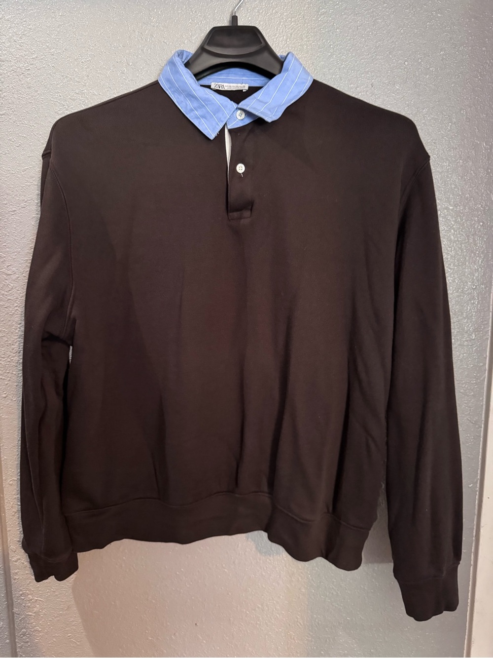 Zara Black Long-Sleeve Polo with Light Blue Stripe Collar
